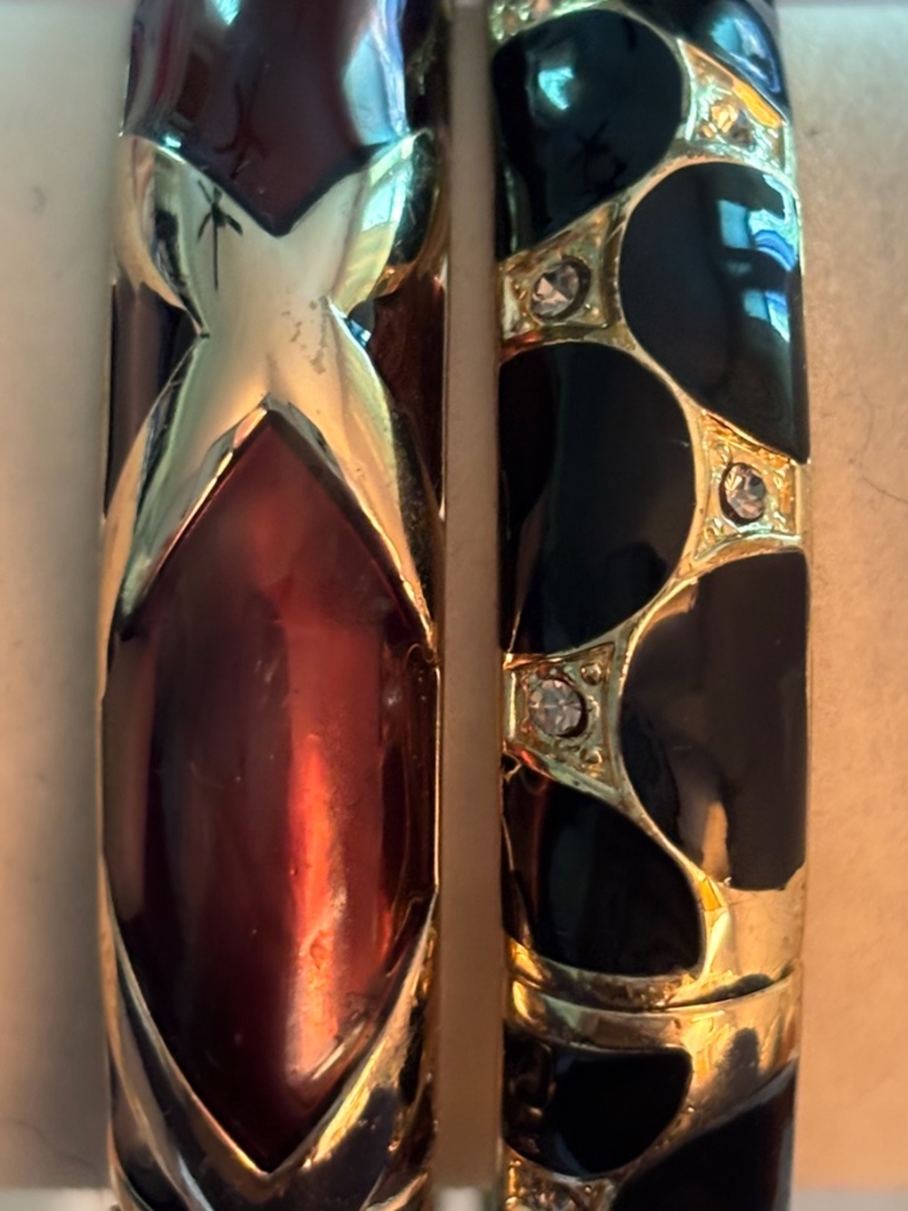 Vintage Gold Tone Enamel Hinged Bangle Bracelet Set Black & Brown